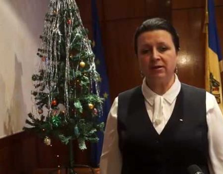 Nașterea Mântuitorului să binecvânteze cununa Noului An!