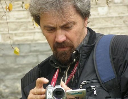 Şedinţa de judecată împotriva jurnalistului Victor Sofroni din nou a fost amânată