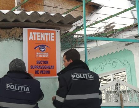 Cu ochii pe casa vecinului