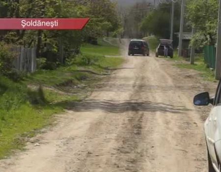 Un copil de 2 ani a căzut în fântâna din curtea casei