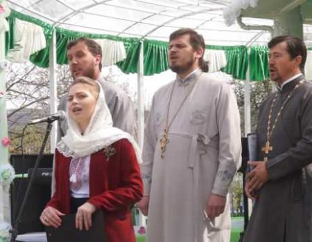 Laude Domnului, la festivalul cântecului pascal, la mănăstirea Cușelăuca