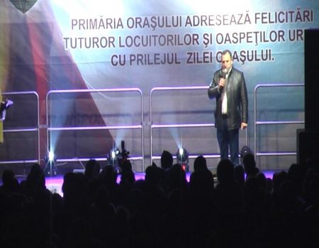Conferirea titlului onorific de ziua orașului
