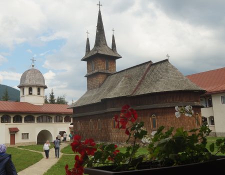 Impresii reportericești în imagini: Mănăstirea Oașa – o oază de liniște