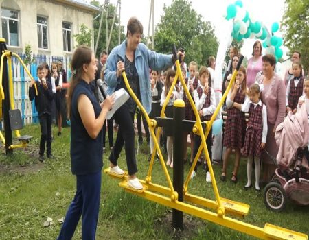 La Olișcani, vârstnicii sunt chemati în parcul de odihnă, alături de copii