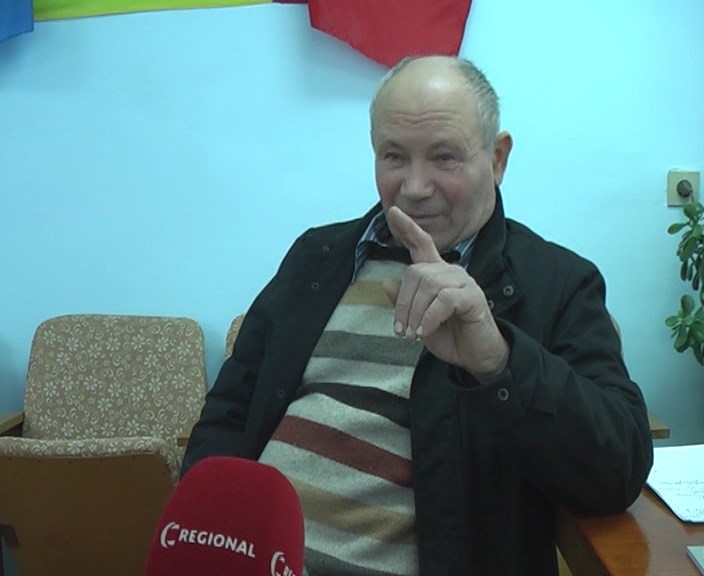 Vasile PARASCOVEI, primar de Mihuleni: Nu doresc să-mi părăsesc baștina