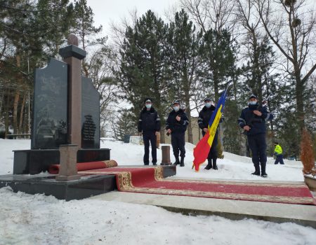 În Afganistan, de tineri, viața și-au pierdut